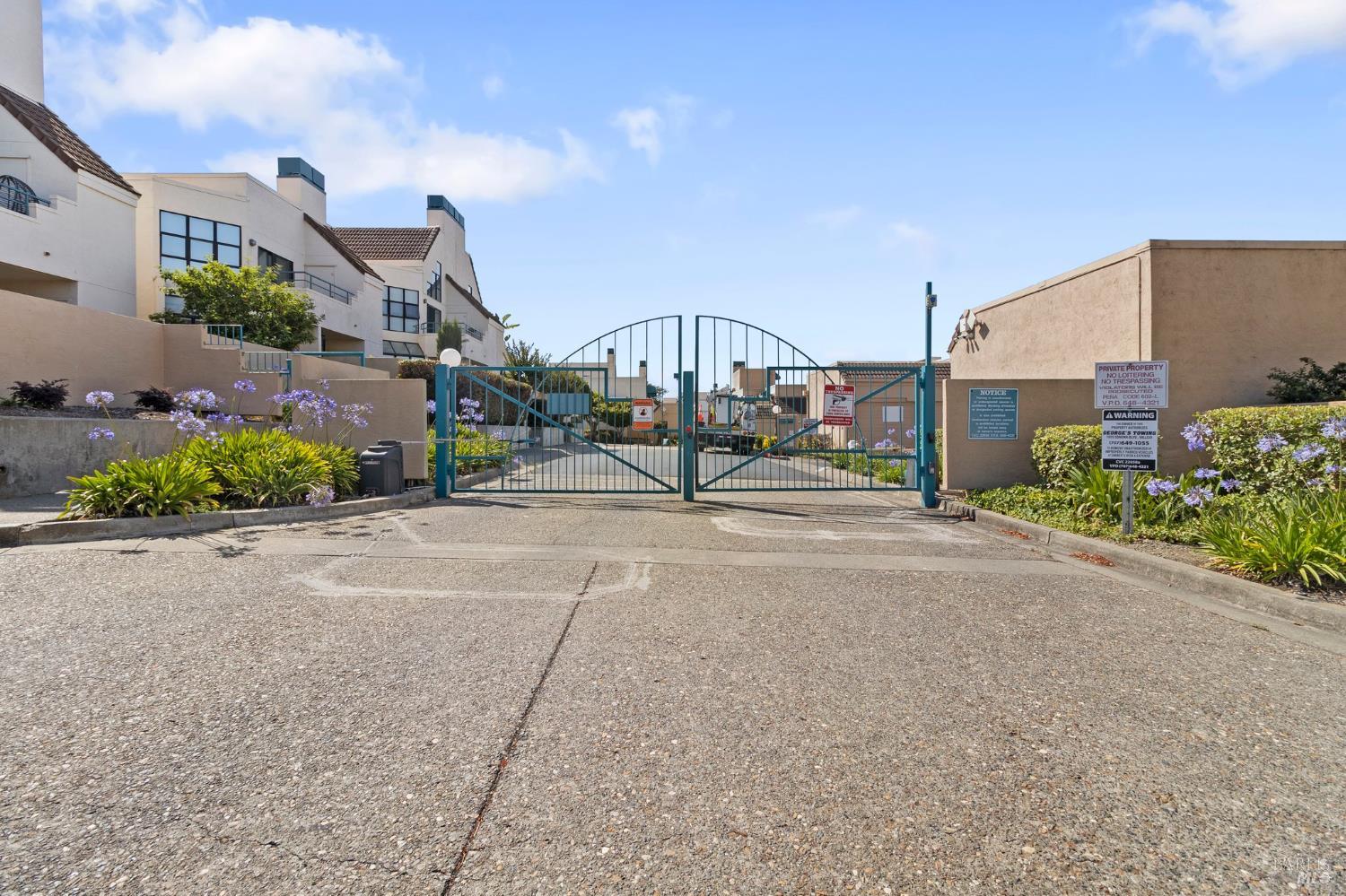 Nantucket Lane, Vallejo, California image 37