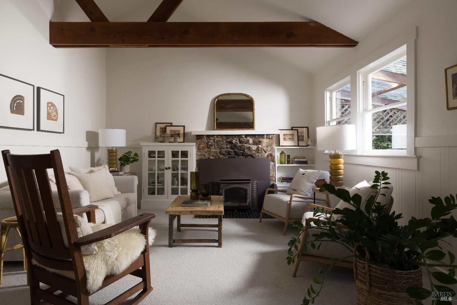 Detail Gallery Image 6 of 32 For 2770 Bohemian Hwy, Occidental,  CA 95465 - 2 Beds | 2 Baths