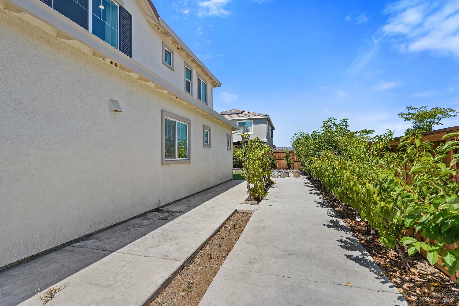 Detail Gallery Image 68 of 77 For 424 Wren Ln, Vacaville,  CA 95688 - 5 Beds | 4/1 Baths
