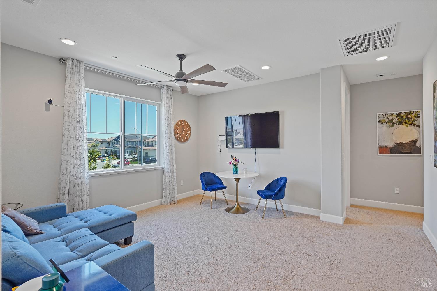 Detail Gallery Image 26 of 77 For 424 Wren Ln, Vacaville,  CA 95688 - 5 Beds | 4/1 Baths