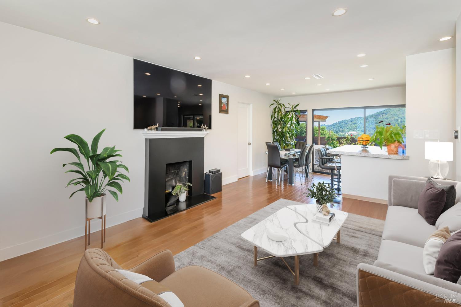 Detail Gallery Image 44 of 44 For 19 Tarrant Ct, San Rafael,  CA 94903 - 3 Beds | 2 Baths