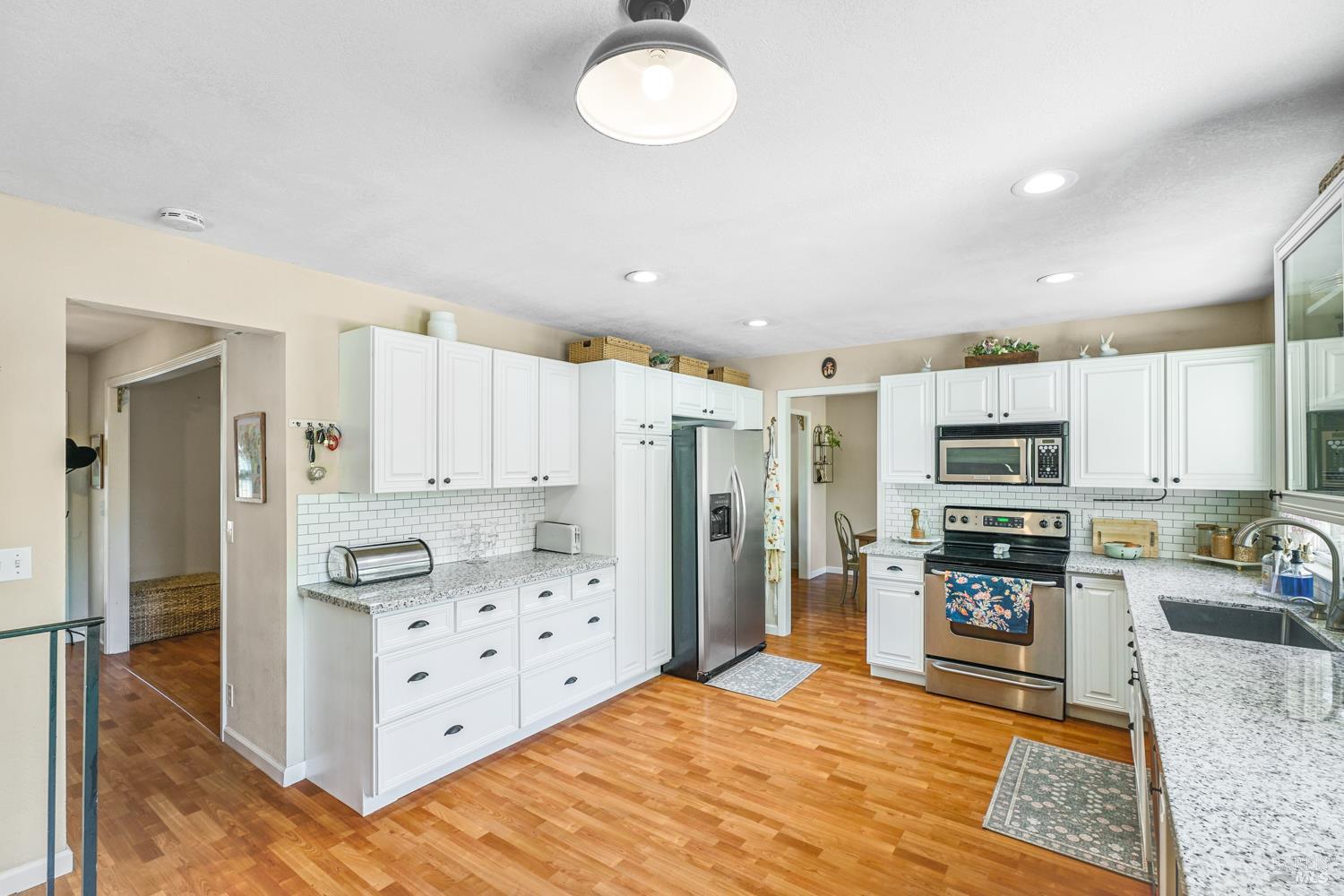 Evergreen Drive, Vacaville, California image 5