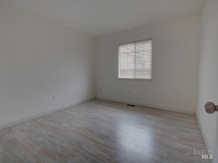 Detail Gallery Image 15 of 39 For 924 Glass Beach Dr, Fort Bragg,  CA 95437 - 3 Beds | 2/1 Baths