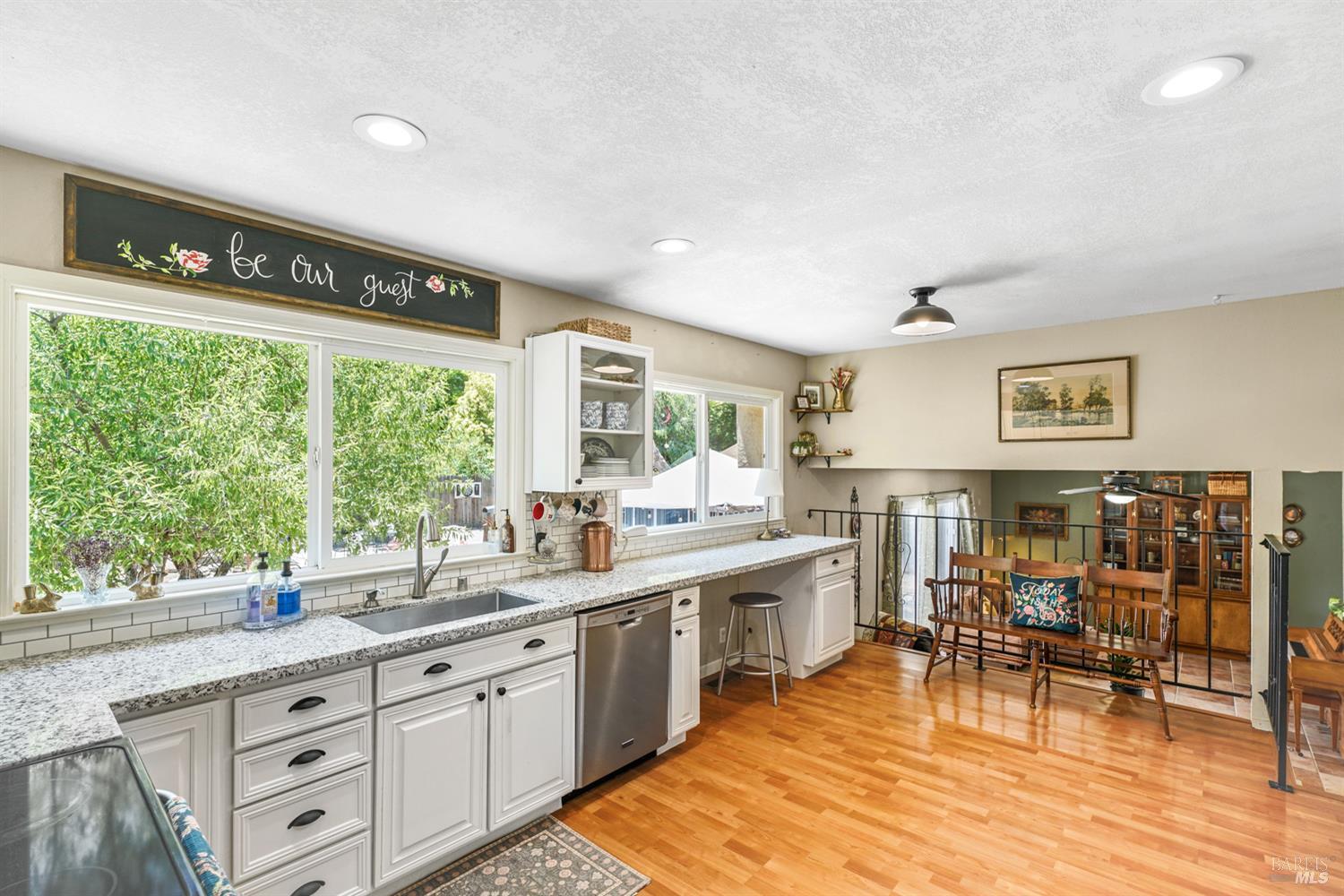 Evergreen Drive, Vacaville, California image 6