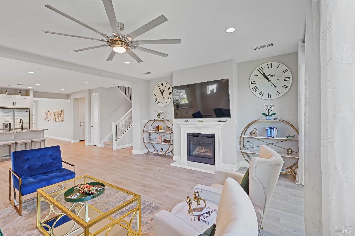 Detail Gallery Image 17 of 77 For 424 Wren Ln, Vacaville,  CA 95688 - 5 Beds | 4/1 Baths