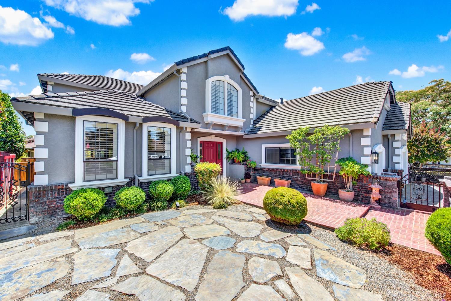 Detail Gallery Image 7 of 91 For 1797 Kolob Dr, Fairfield,  CA 94534 - 5 Beds | 3 Baths