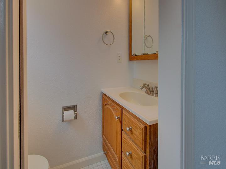 Detail Gallery Image 14 of 39 For 924 Glass Beach Dr, Fort Bragg,  CA 95437 - 3 Beds | 2/1 Baths