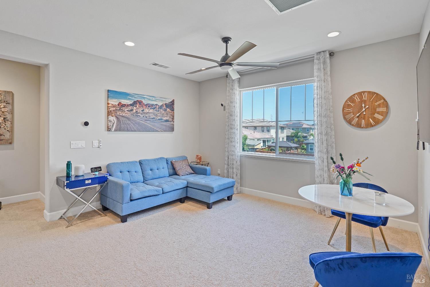 Detail Gallery Image 27 of 77 For 424 Wren Ln, Vacaville,  CA 95688 - 5 Beds | 4/1 Baths