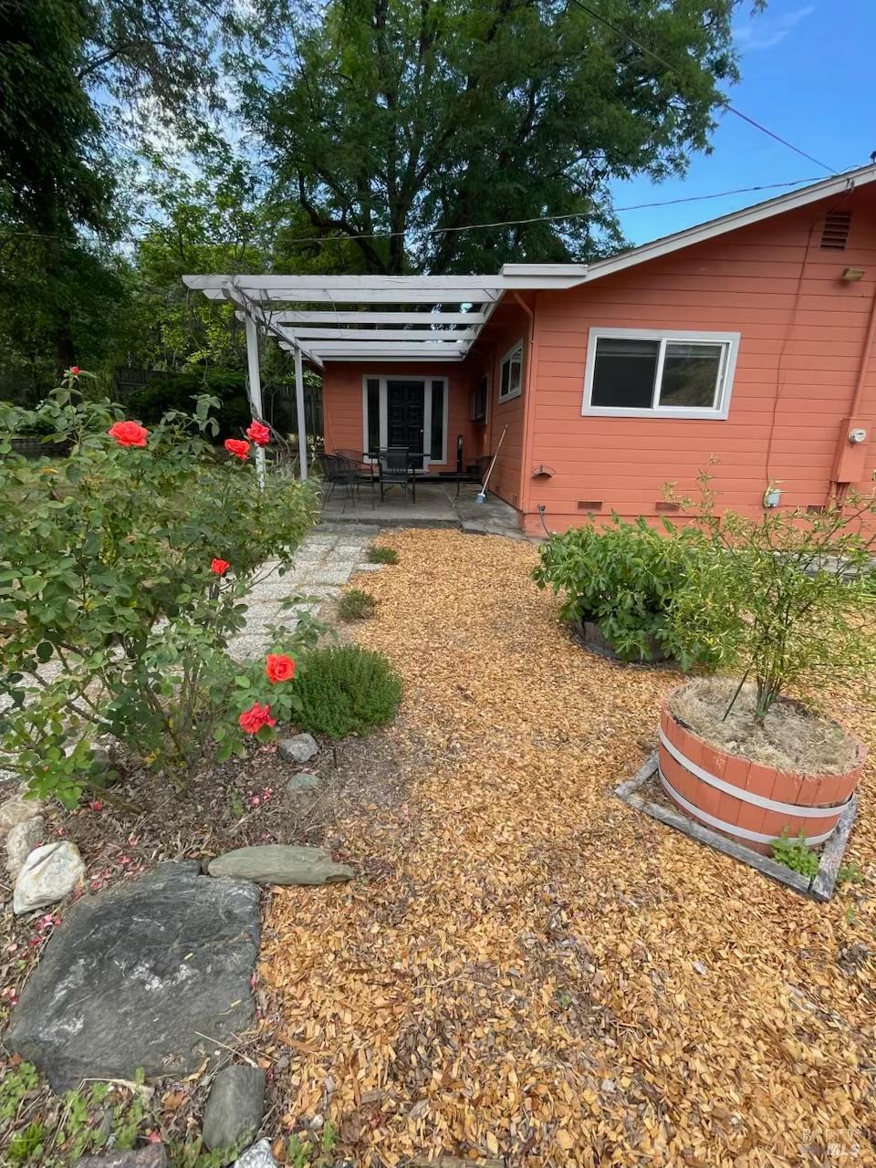 Detail Gallery Image 33 of 34 For 5510 Eastside Calpella Rd, Ukiah,  CA 95482 - 2 Beds | 2 Baths