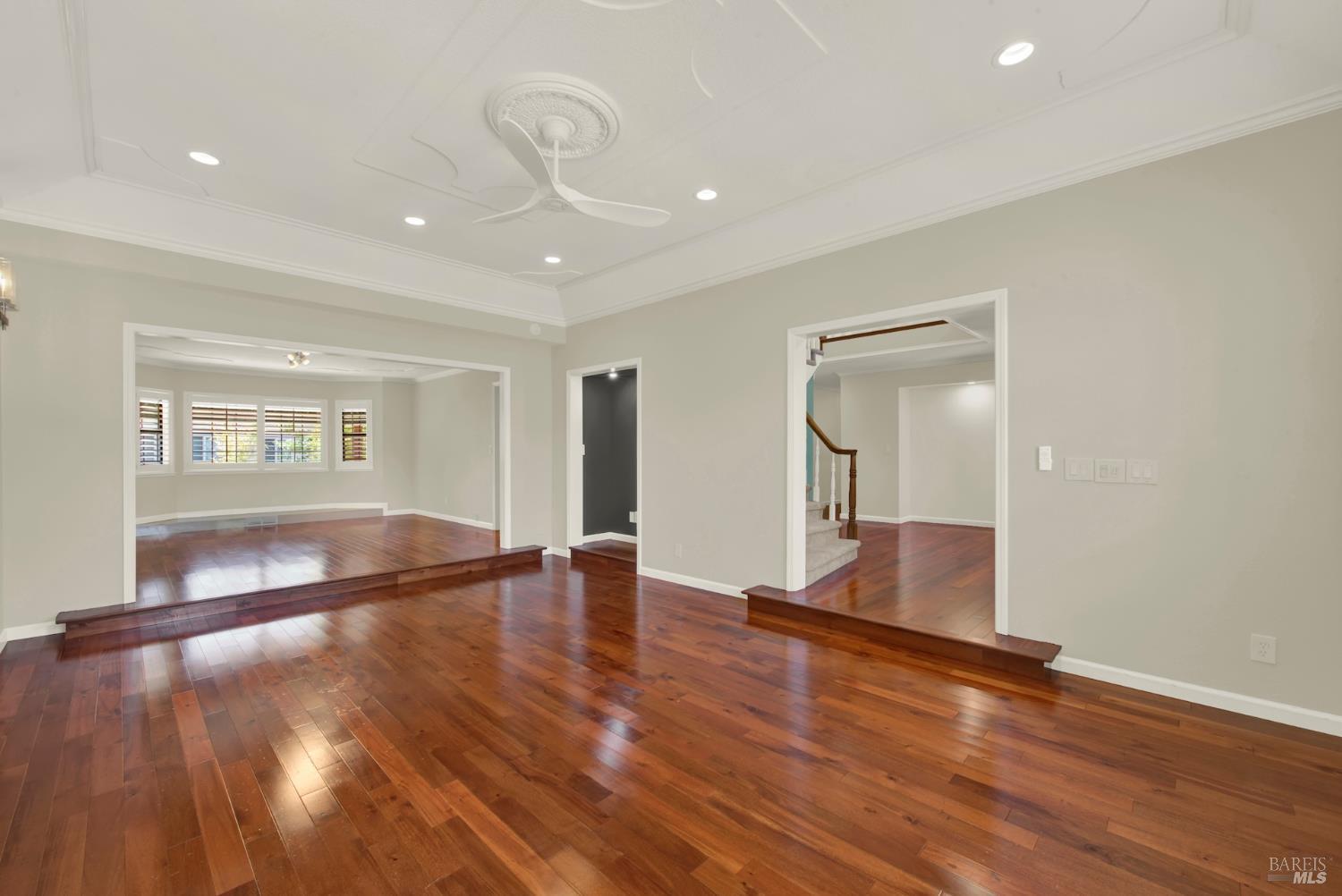 Detail Gallery Image 16 of 91 For 1797 Kolob Dr, Fairfield,  CA 94534 - 5 Beds | 3 Baths