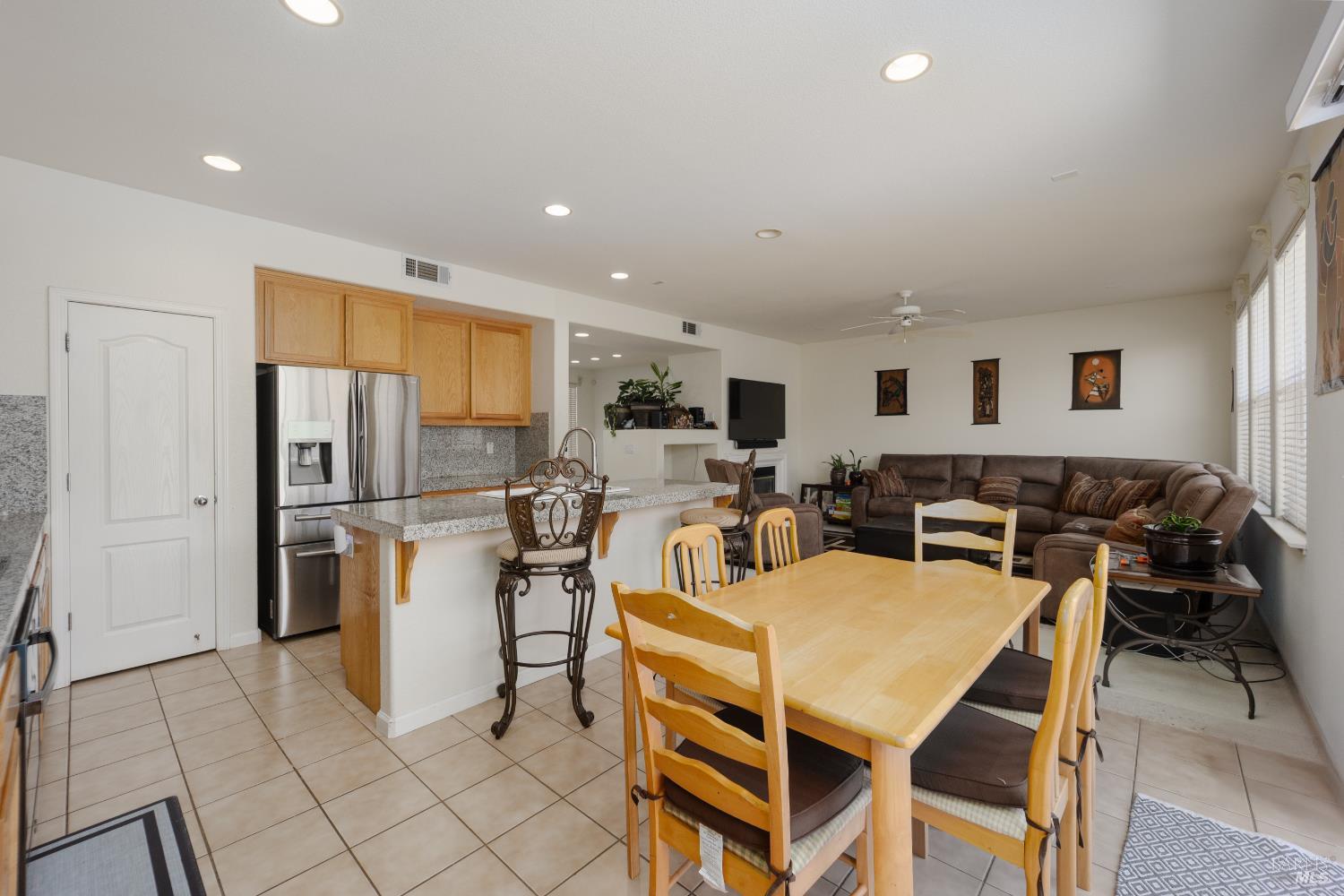Olivewood Lane, Vallejo, California image 14