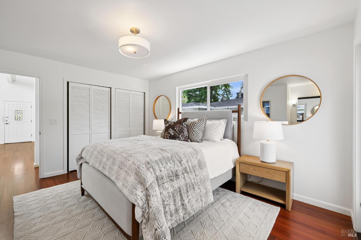 Detail Gallery Image 17 of 34 For 703 West St, Petaluma,  CA 94952 - 2 Beds | 3/1 Baths