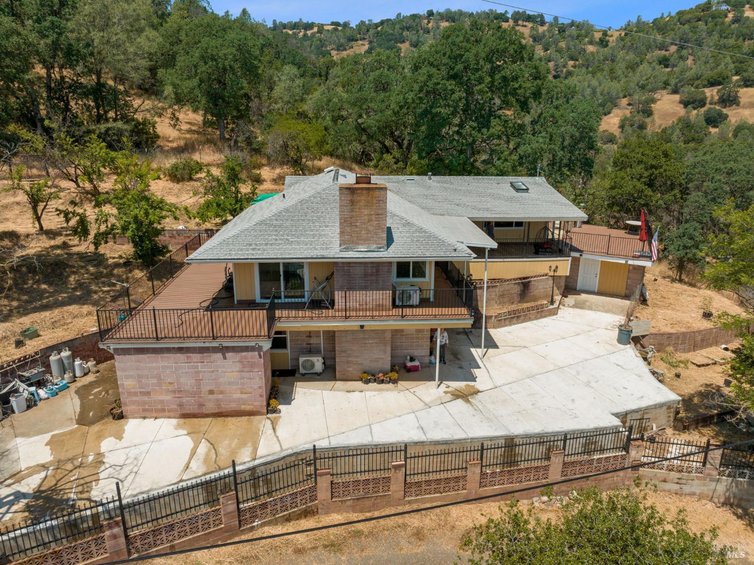 Lakeview Drive, Clearlake Oaks, California image 10