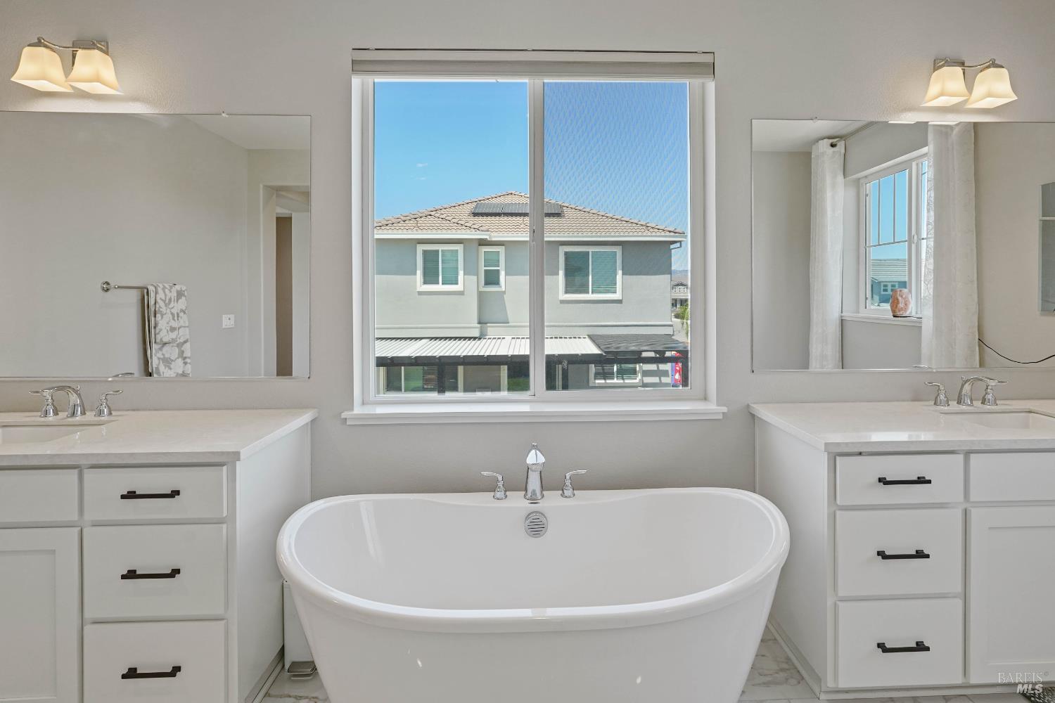 Detail Gallery Image 53 of 77 For 424 Wren Ln, Vacaville,  CA 95688 - 5 Beds | 4/1 Baths