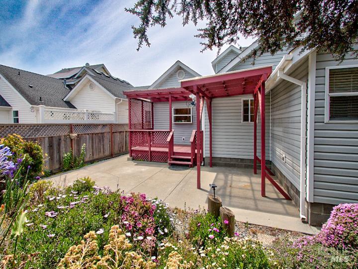 Detail Gallery Image 26 of 39 For 924 Glass Beach Dr, Fort Bragg,  CA 95437 - 3 Beds | 2/1 Baths