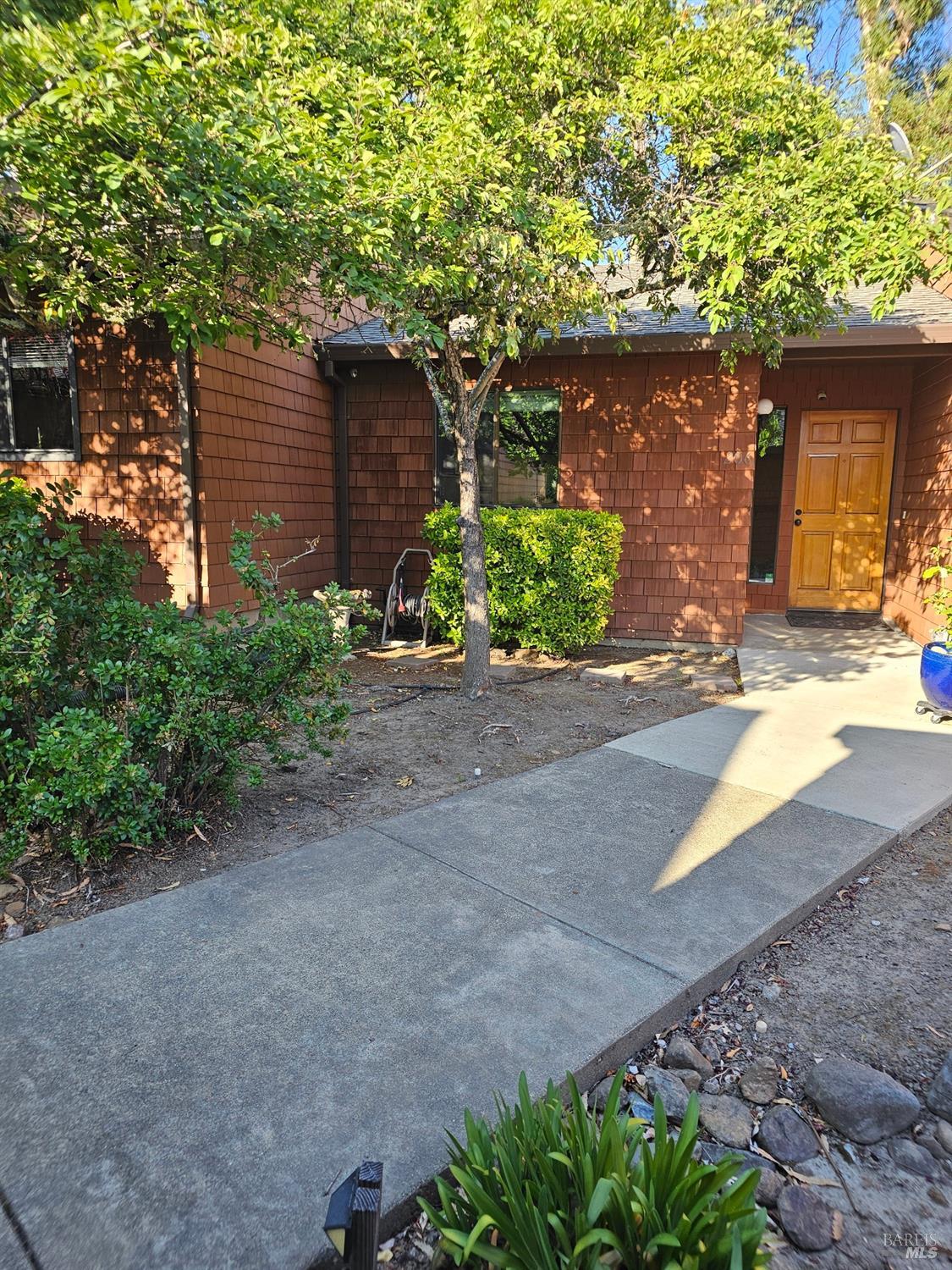 Detail Gallery Image 2 of 23 For 206 Indian Creek Dr, Santa Rosa,  CA 95409 - 2 Beds | 2 Baths