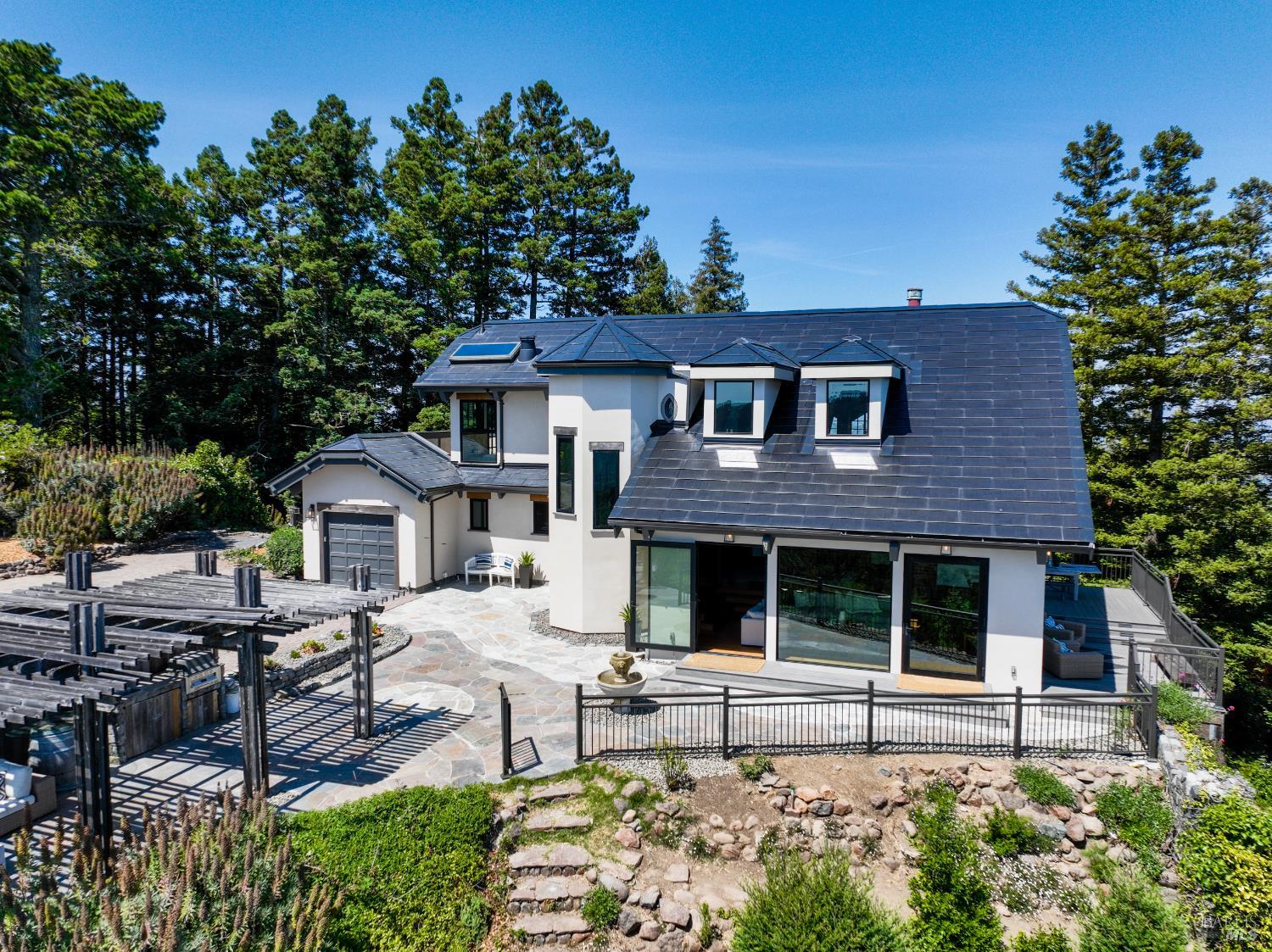 Detail Gallery Image 68 of 70 For 409 Summit Dr, Corte Madera,  CA 94925 - 4 Beds | 2/1 Baths