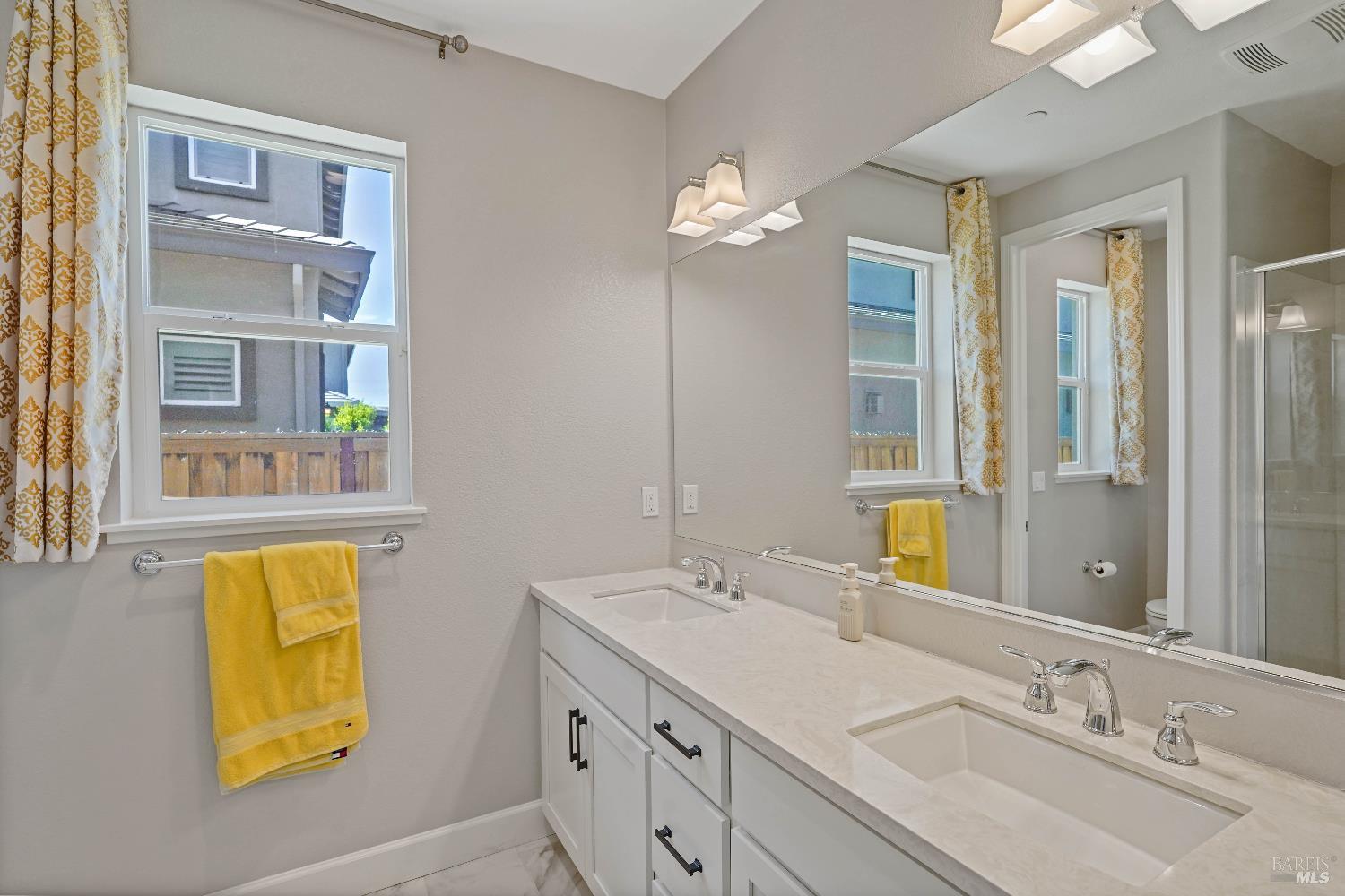Detail Gallery Image 23 of 77 For 424 Wren Ln, Vacaville,  CA 95688 - 5 Beds | 4/1 Baths