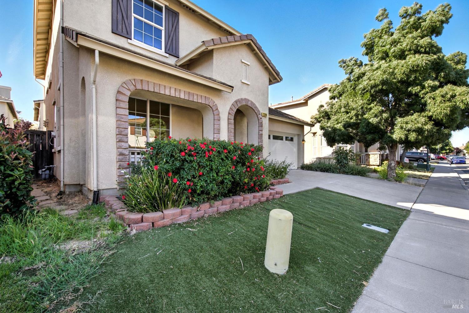 White Drive, Fairfield, California image 3