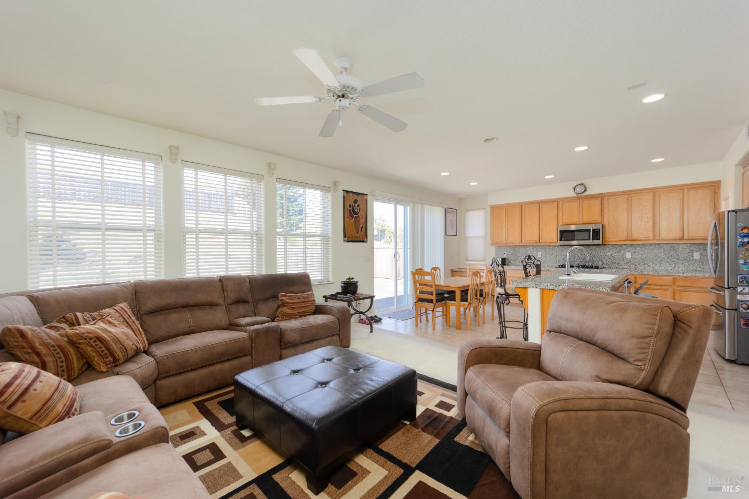 Olivewood Lane, Vallejo, California image 12