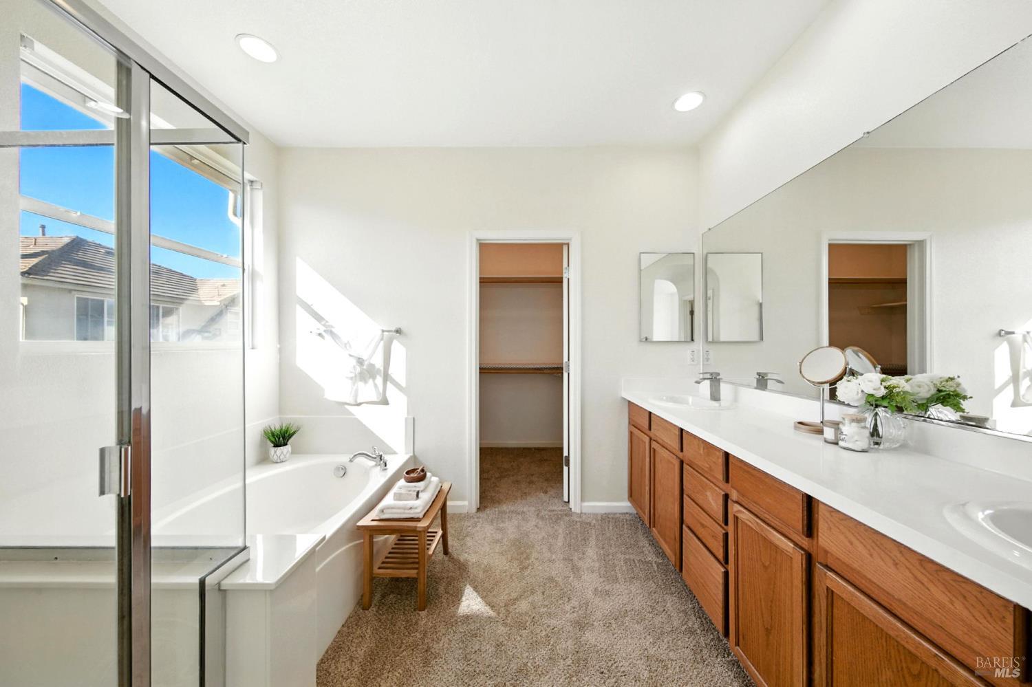 White Drive, Fairfield, California image 34