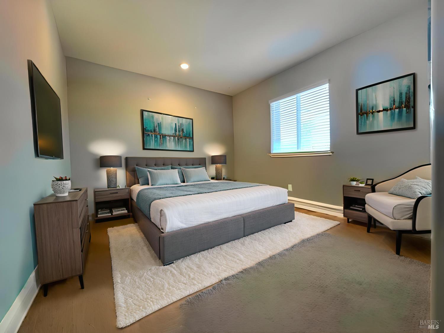 Detail Gallery Image 9 of 16 For 5204 Kim Pl, Rohnert Park,  CA 94928 - 4 Beds | 3 Baths