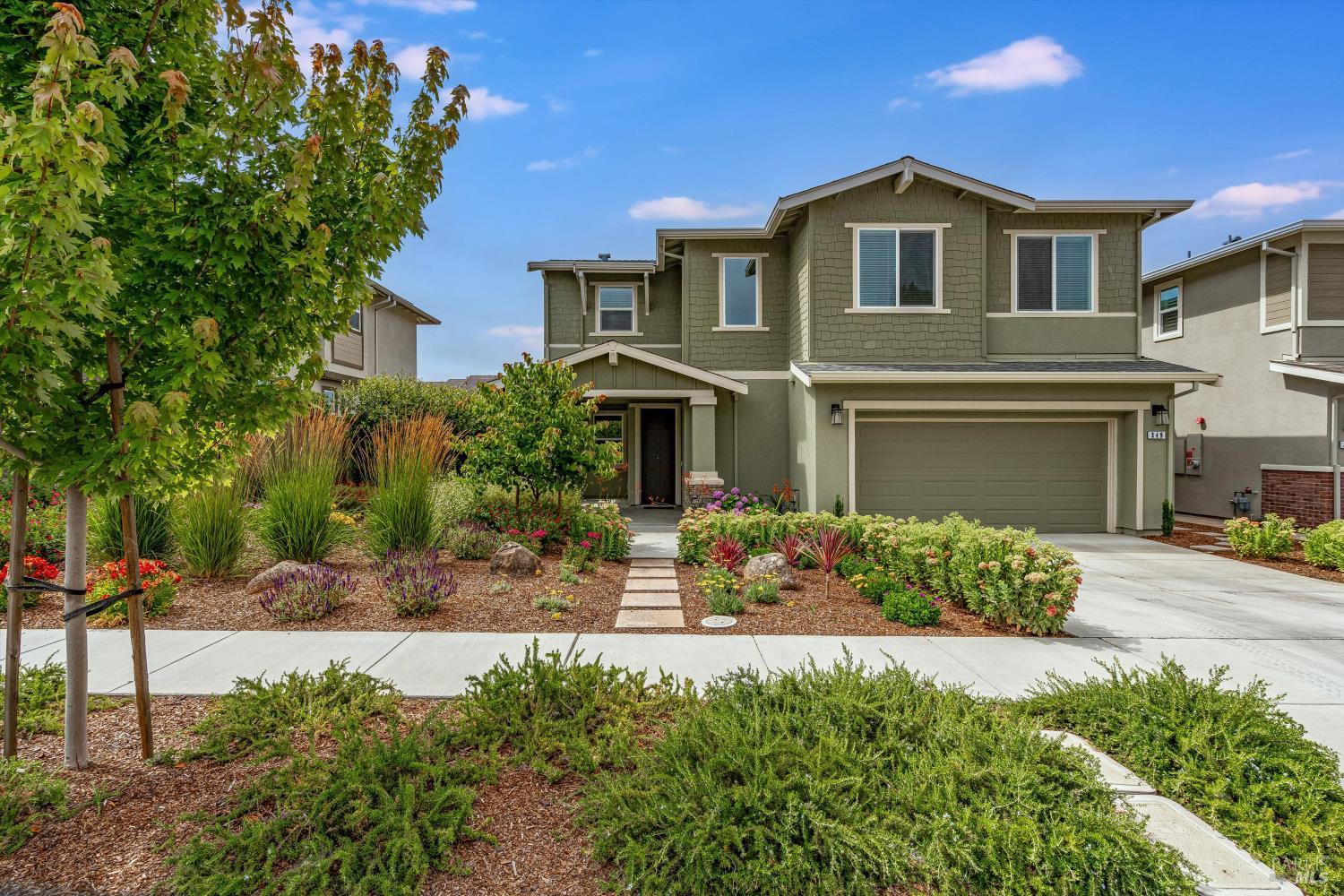 Detail Gallery Image 5 of 53 For 349 Vinterra Ct, Napa,  CA 94559 - 4 Beds | 2/1 Baths