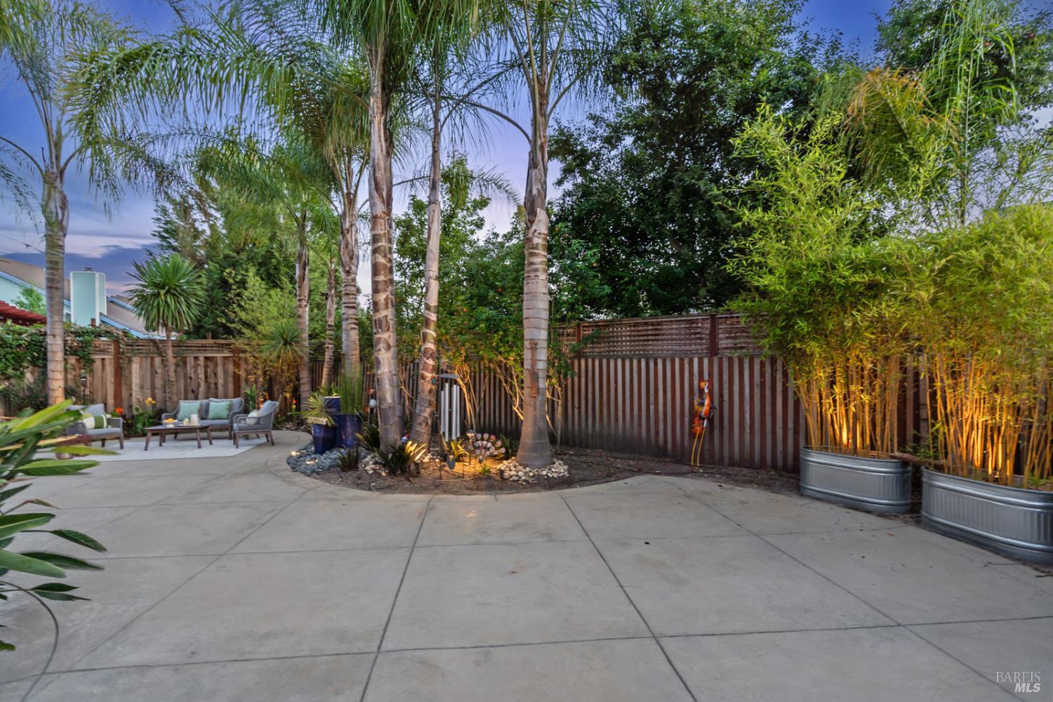Detail Gallery Image 48 of 55 For 706 Natalie Dr, Windsor,  CA 95492 - 5 Beds | 3 Baths