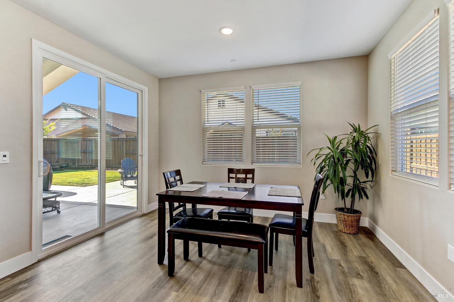 Maze Way, Dixon, California image 18