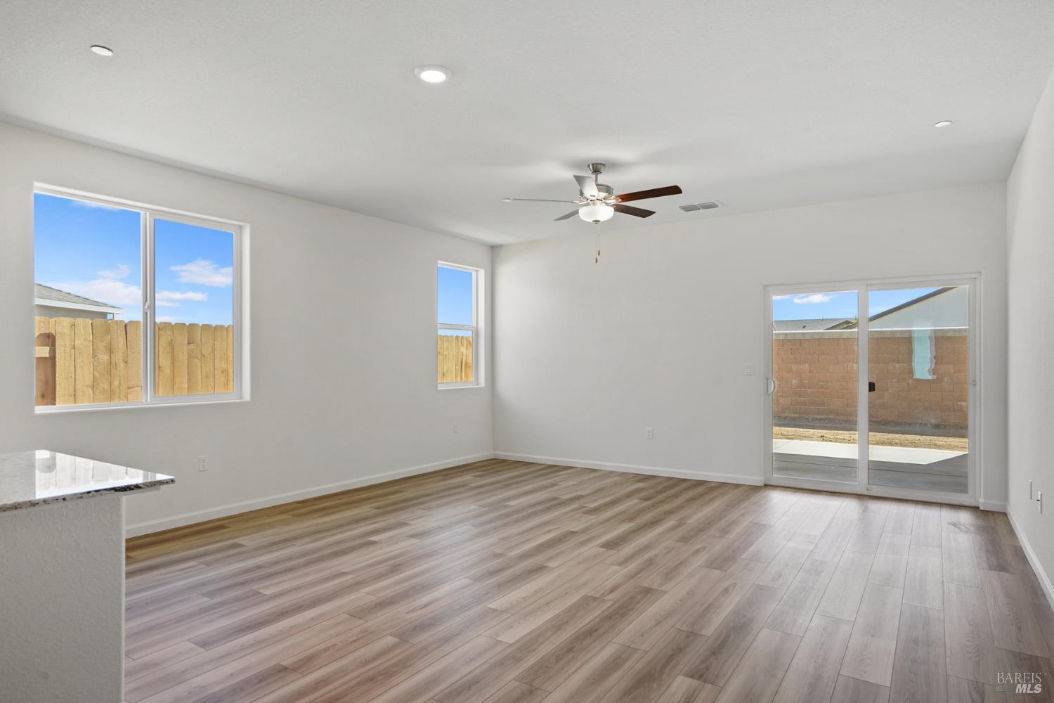 Detail Gallery Image 9 of 18 For 2210 Front Porch Ln, Rio Vista,  CA 94571 - 2 Beds | 2 Baths