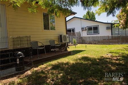 Detail Gallery Image 12 of 20 For 2645 Clipper Ln, Lakeport,  CA 95453 - 3 Beds | 1/1 Baths