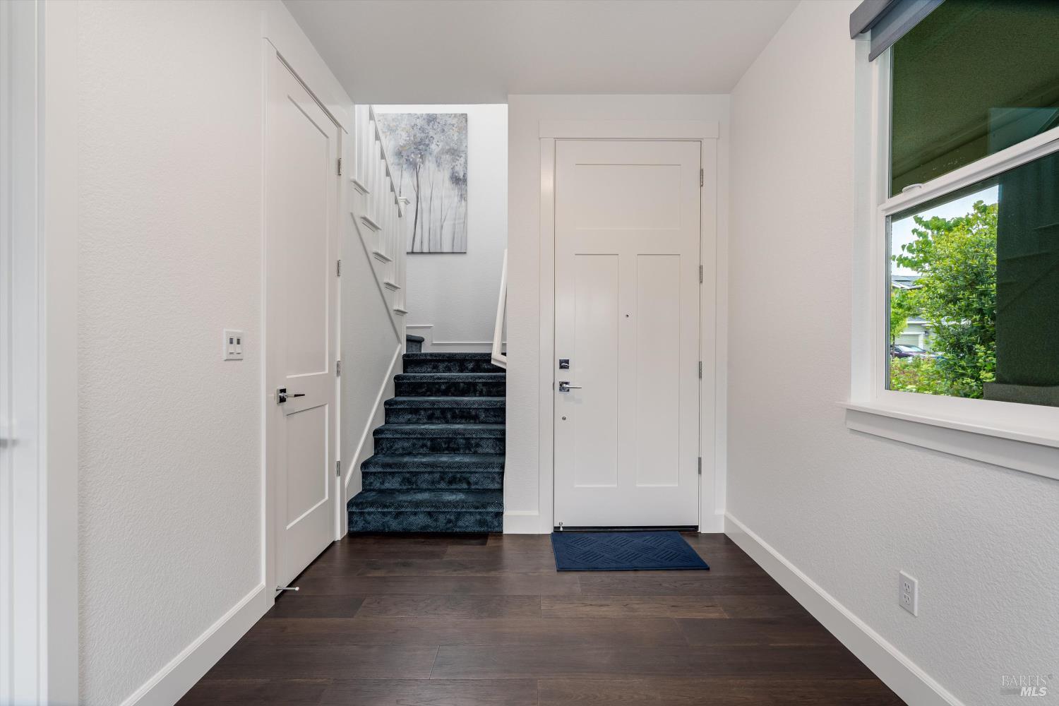 Detail Gallery Image 18 of 53 For 349 Vinterra Ct, Napa,  CA 94559 - 4 Beds | 2/1 Baths