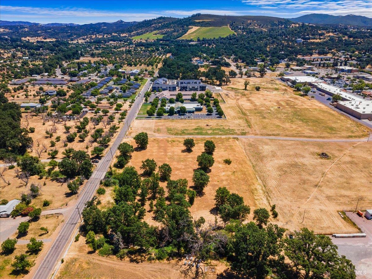 Detail Gallery Image 10 of 15 For 14775 Burns Valley Rd, Clearlake,  CA 95422 - – Beds | – Baths