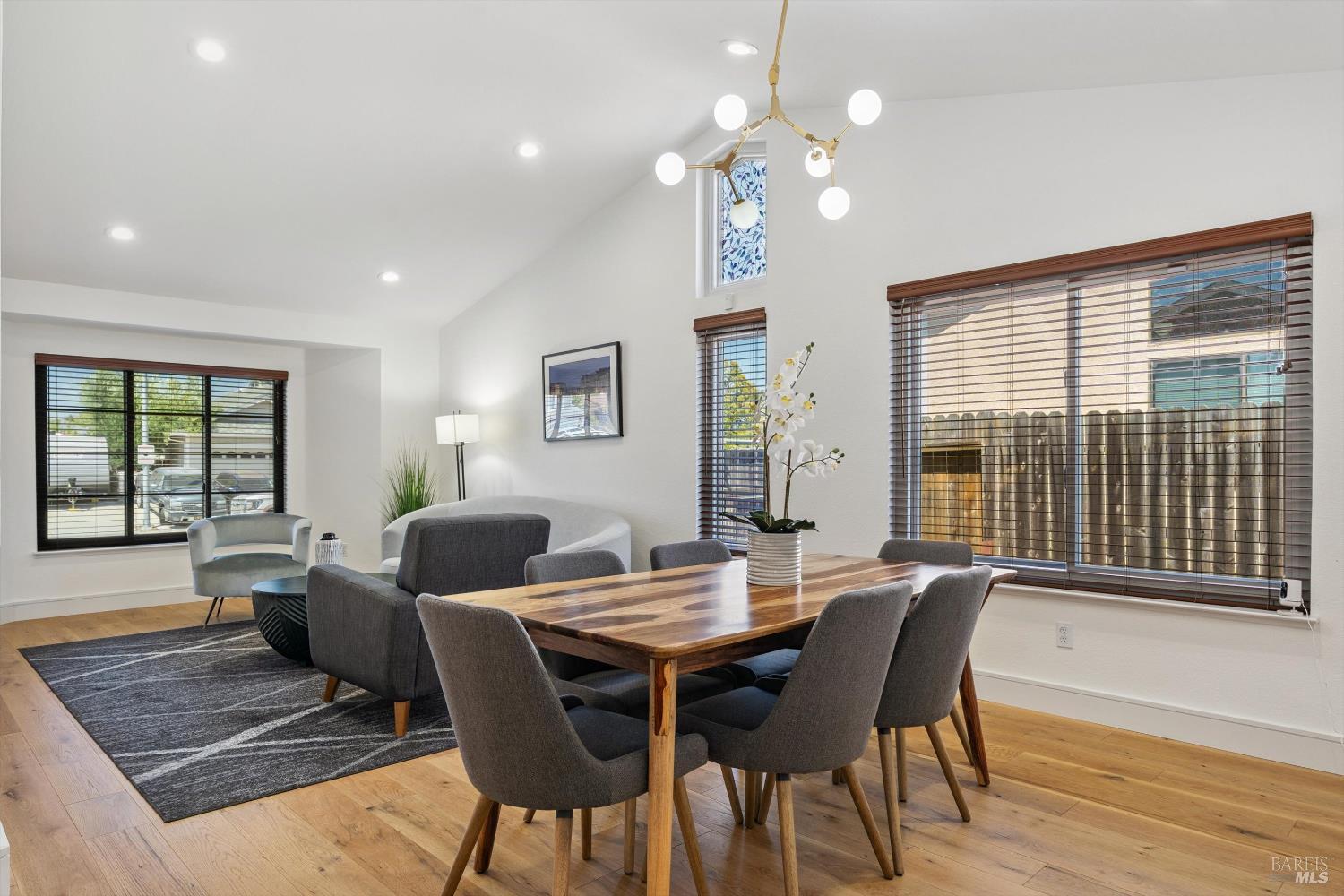 Detail Gallery Image 14 of 33 For 51 Crawford Way, American Canyon,  CA 94503 - 3 Beds | 2 Baths