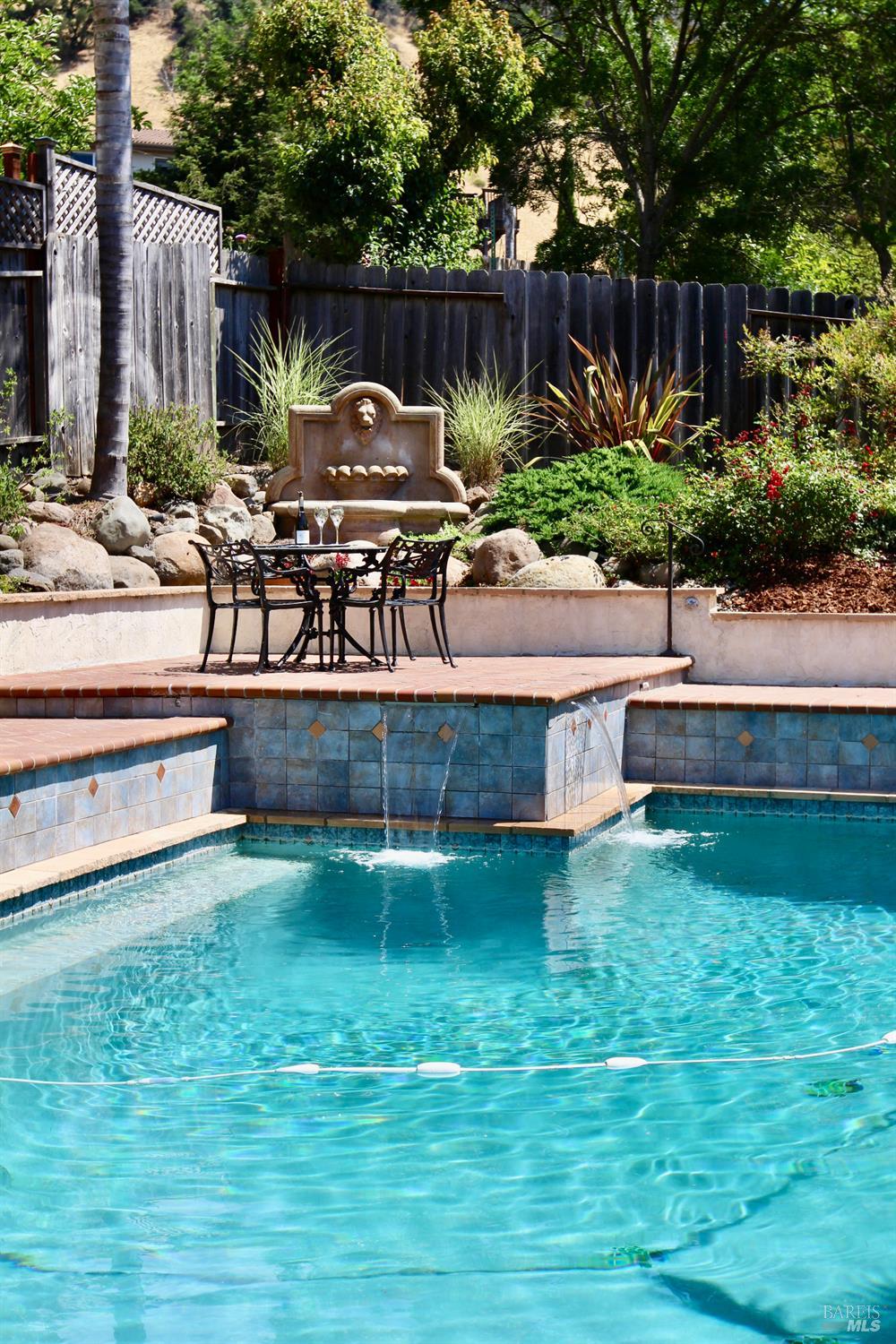 Detail Gallery Image 15 of 48 For 5243 Beaumont Way, Santa Rosa,  CA 95409 - 3 Beds | 2/1 Baths