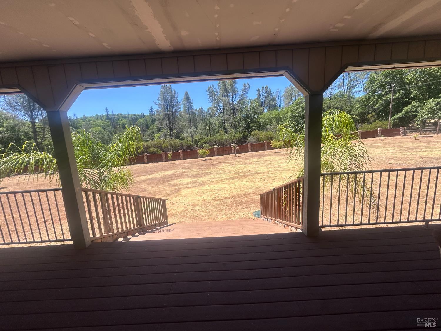 Detail Gallery Image 6 of 29 For 18501 Rustic Ridge Rd, Lower Lake,  CA 95457 - 3 Beds | 2 Baths