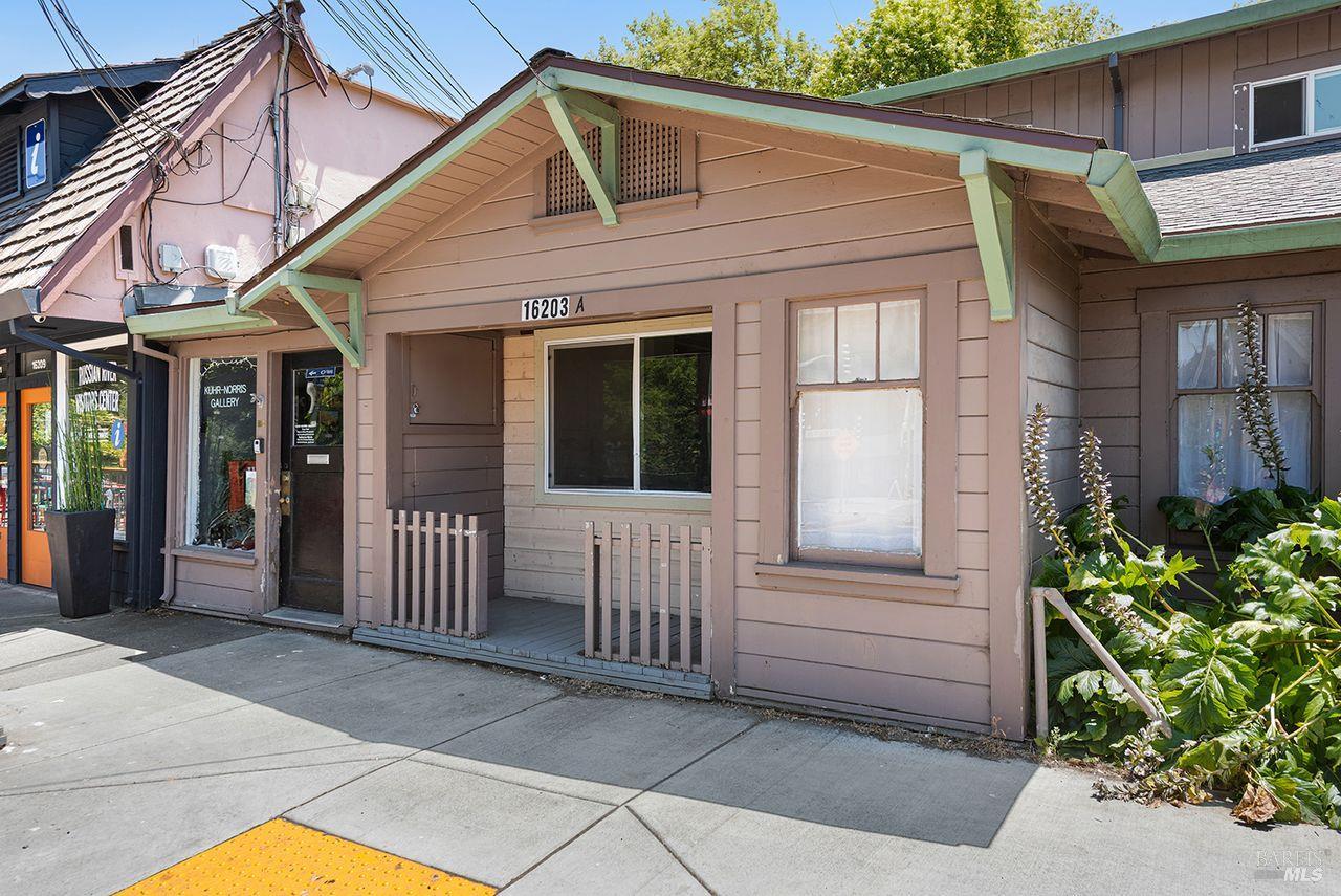 Detail Gallery Image 2 of 35 For 16205 Main St, Guerneville,  CA 95446 - – Beds | – Baths