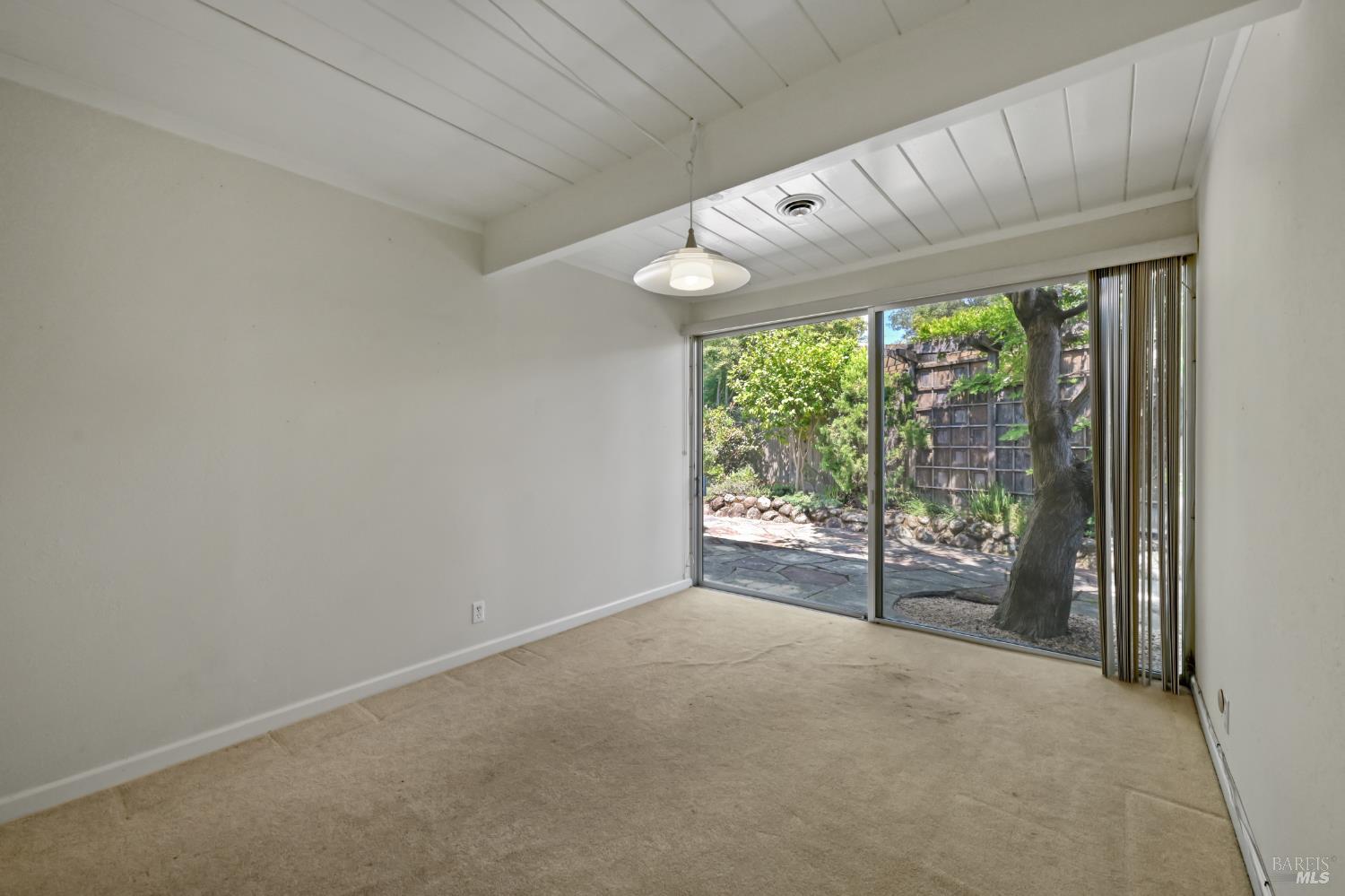 Detail Gallery Image 20 of 38 For 15 Don Timoteo Ct, San Rafael,  CA 94903 - 4 Beds | 2 Baths