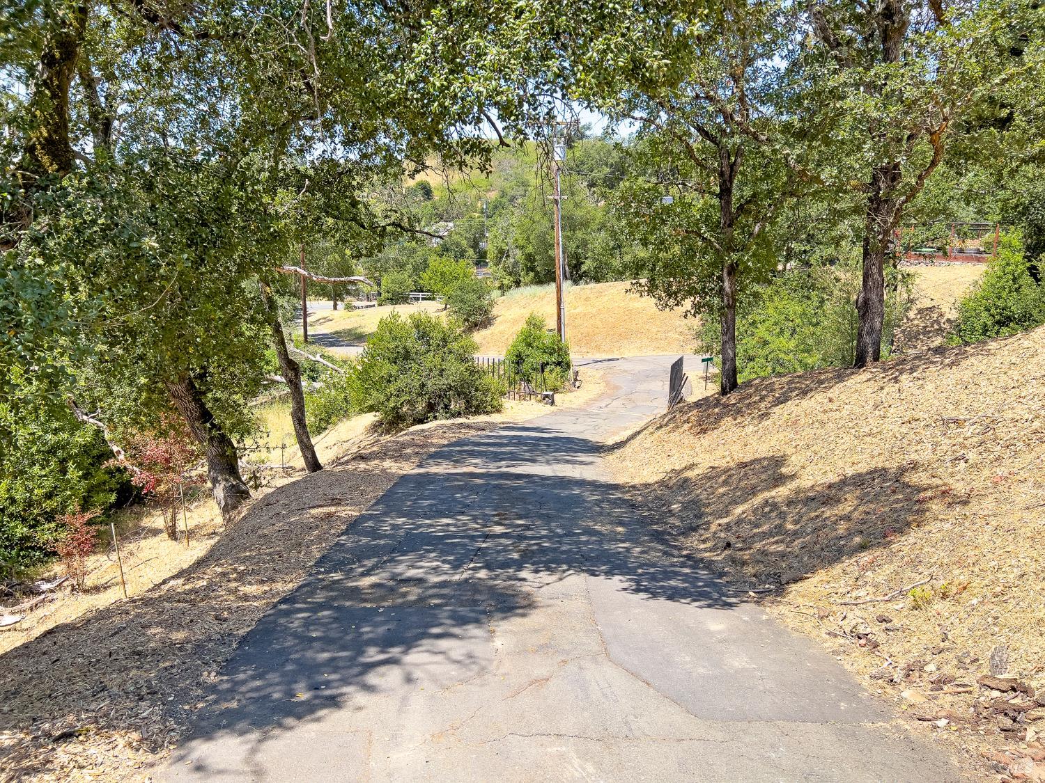 Detail Gallery Image 5 of 6 For 5420 Linda Ln, Santa Rosa,  CA 95404 - – Beds | – Baths