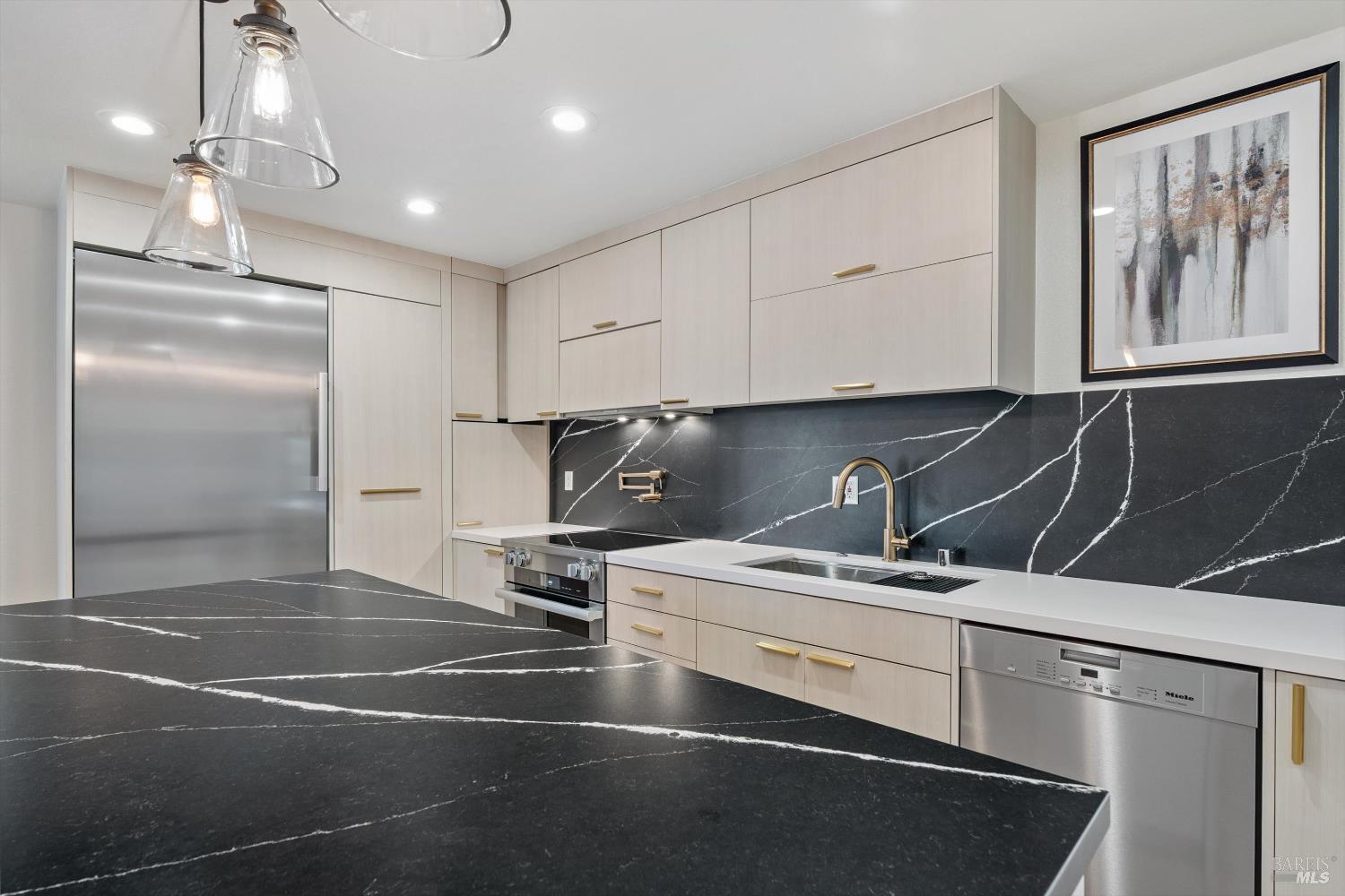 Detail Gallery Image 10 of 33 For 51 Crawford Way, American Canyon,  CA 94503 - 3 Beds | 2 Baths