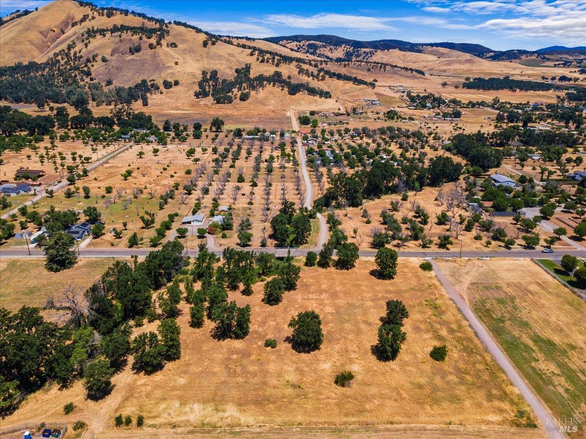 Detail Gallery Image 13 of 15 For 14775 Burns Valley Rd, Clearlake,  CA 95422 - – Beds | – Baths