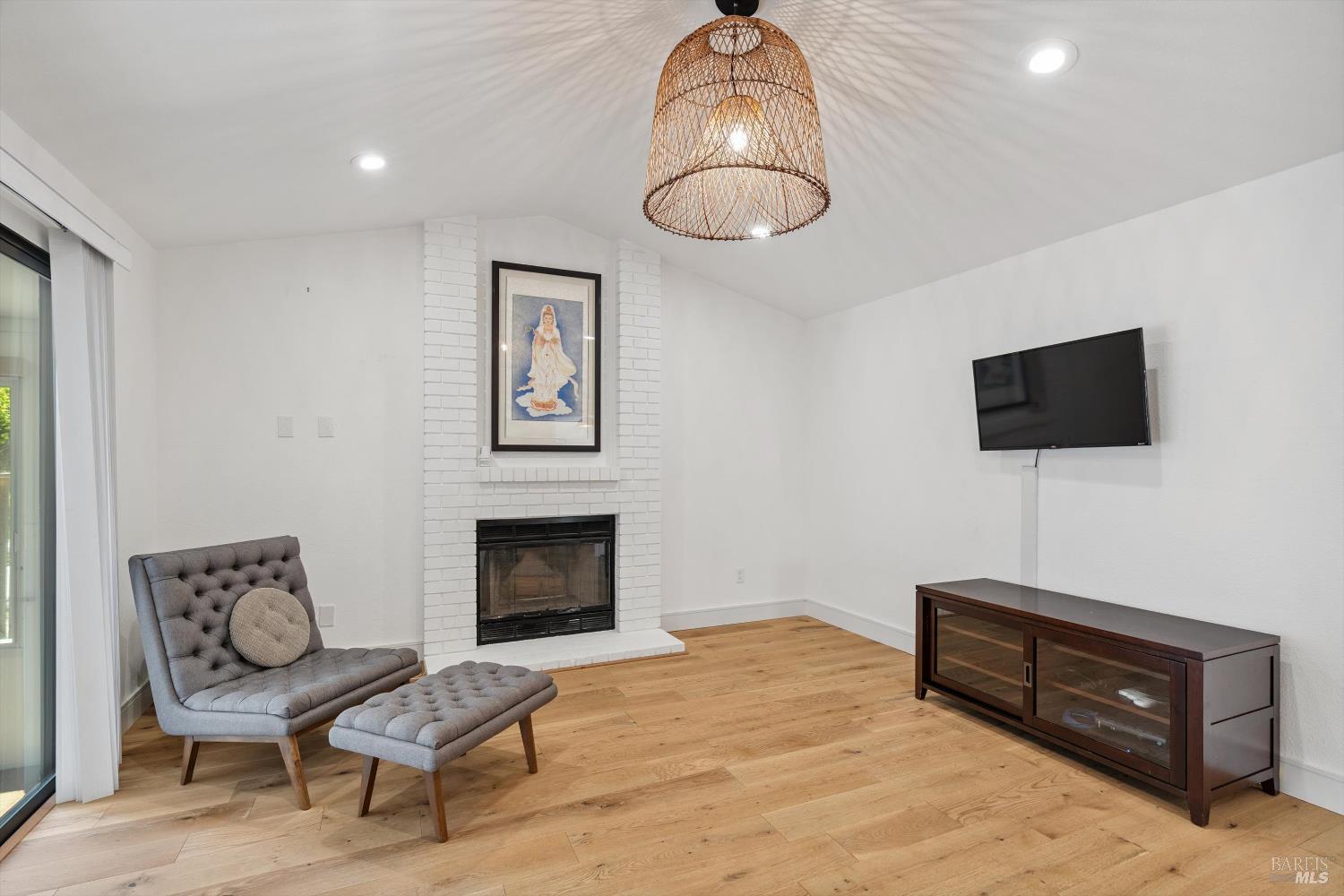Detail Gallery Image 12 of 33 For 51 Crawford Way, American Canyon,  CA 94503 - 3 Beds | 2 Baths
