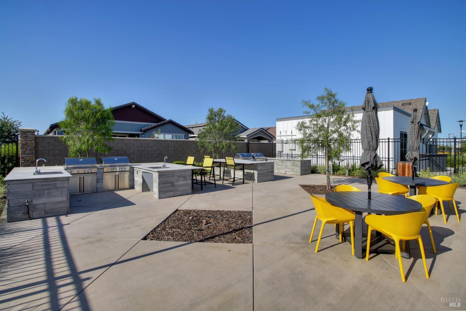 Detail Gallery Image 61 of 62 For 2160 Maze Way, Dixon,  CA 95620 - 3 Beds | 3/1 Baths