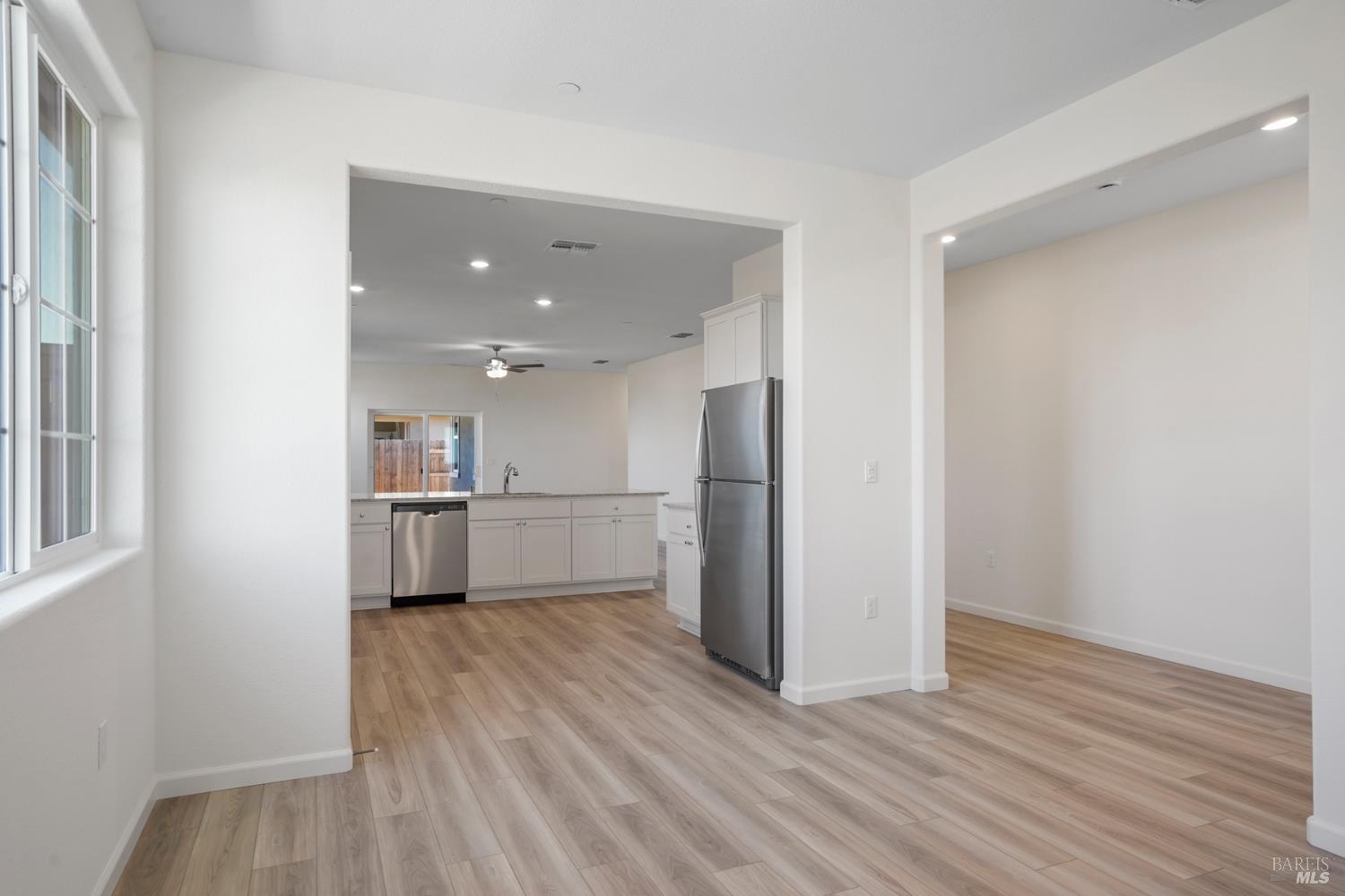 Detail Gallery Image 12 of 20 For 2251 Front Porch Ln, Rio Vista,  CA 94571 - 3 Beds | 2 Baths