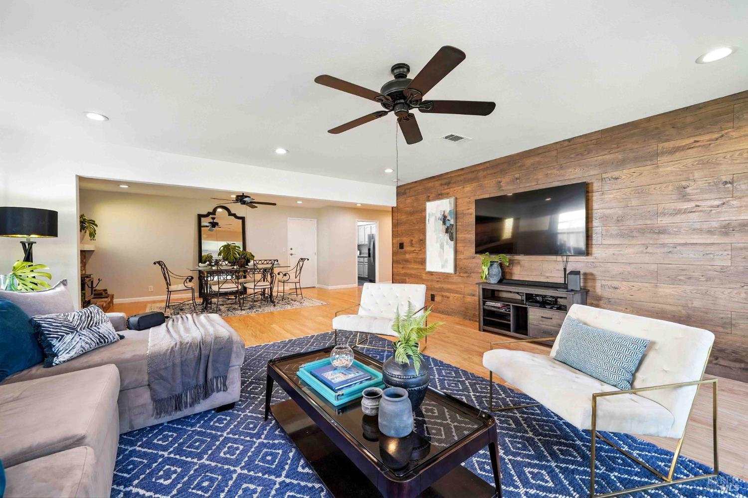 Detail Gallery Image 5 of 32 For 2524 Ramsay Way, Fairfield,  CA 94534 - 3 Beds | 2 Baths