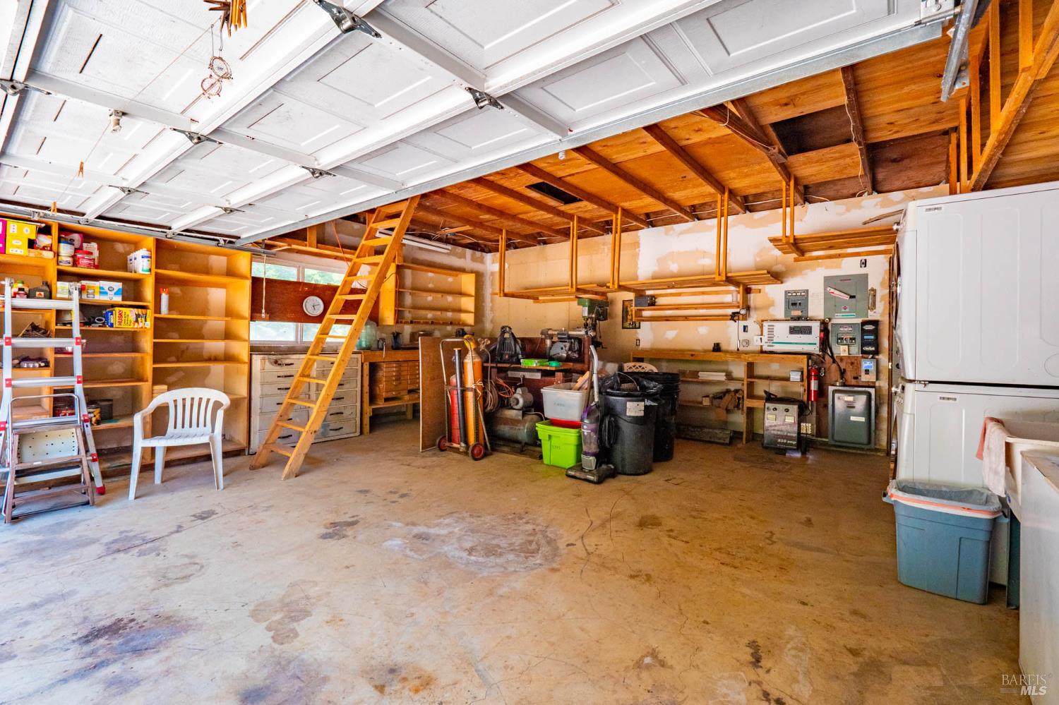 Detail Gallery Image 16 of 29 For 44150 Nash Mill Rd, Philo,  CA 95466 - 2 Beds | 2 Baths