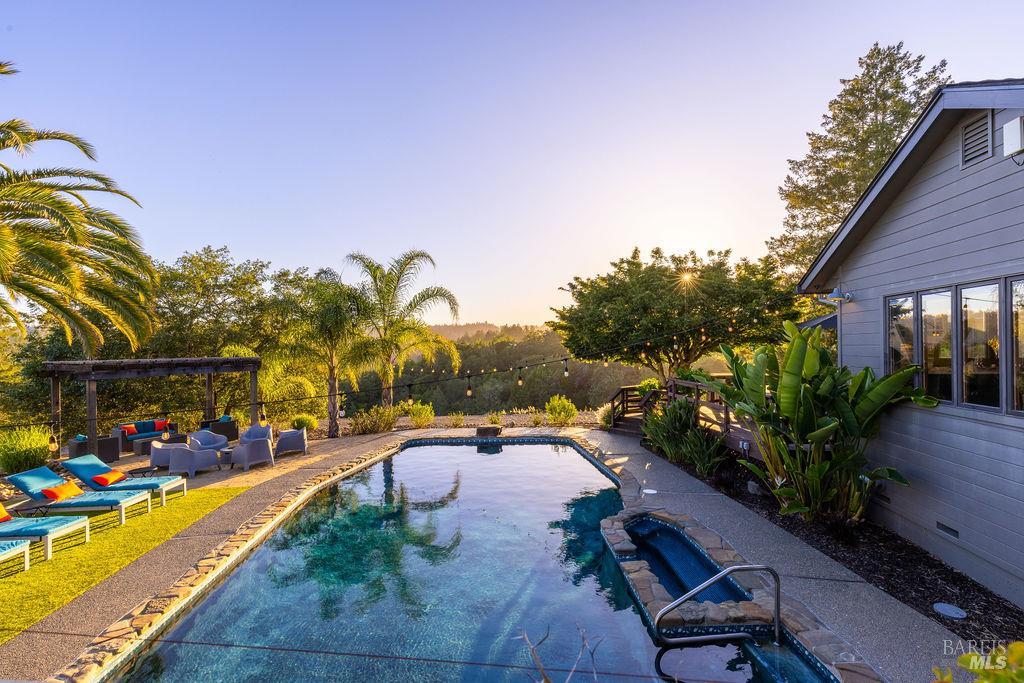 Detail Gallery Image 9 of 71 For 7750 Giusti Rd, Forestville,  CA 95436 - – Beds | – Baths