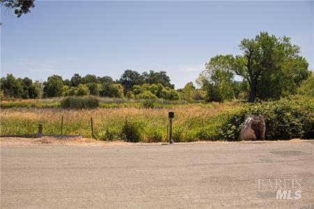 Detail Gallery Image 14 of 20 For 2645 Clipper Ln, Lakeport,  CA 95453 - 3 Beds | 1/1 Baths
