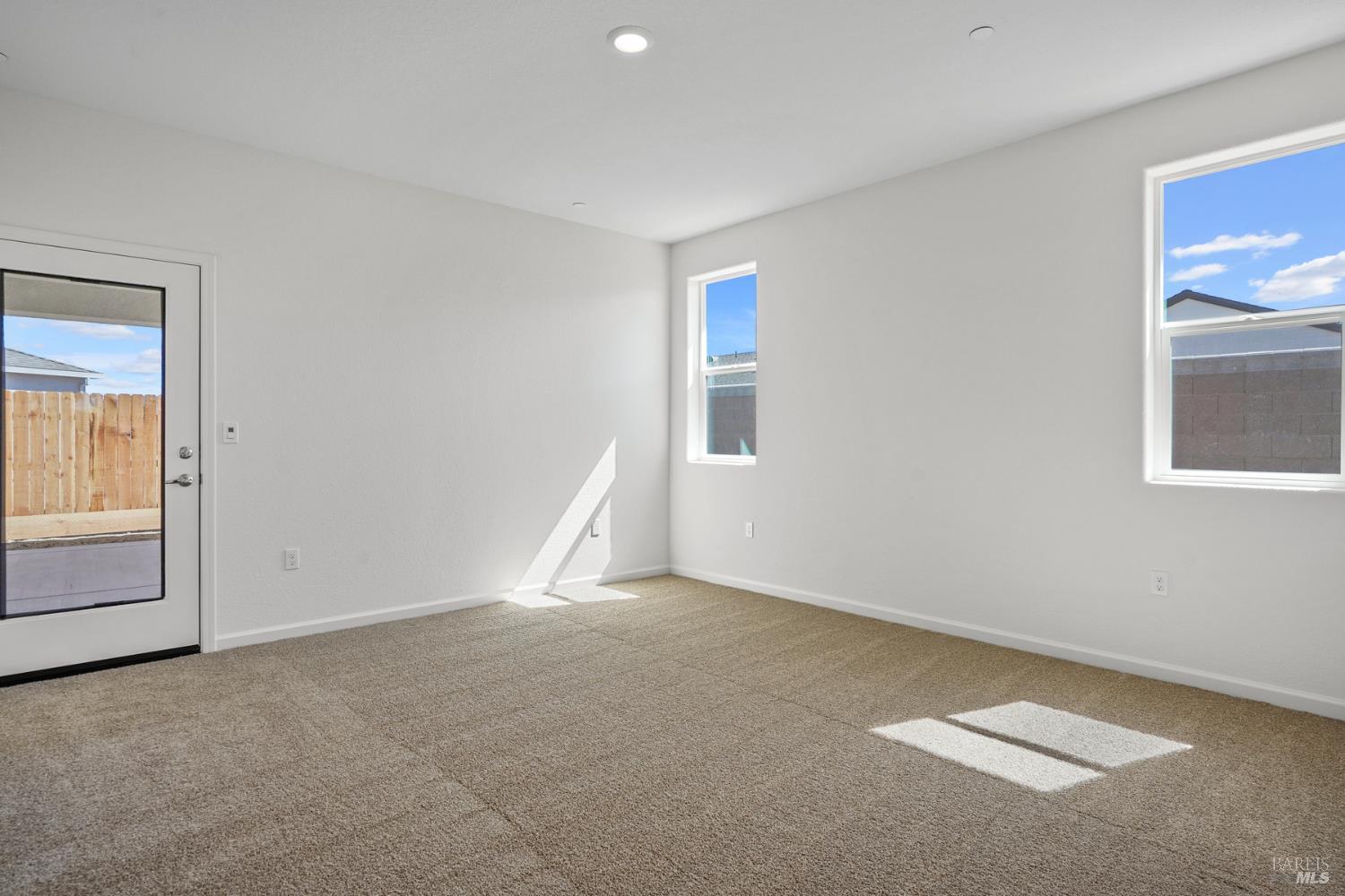 Detail Gallery Image 12 of 18 For 2261 Front Porch Ln, Rio Vista,  CA 94571 - 2 Beds | 2 Baths