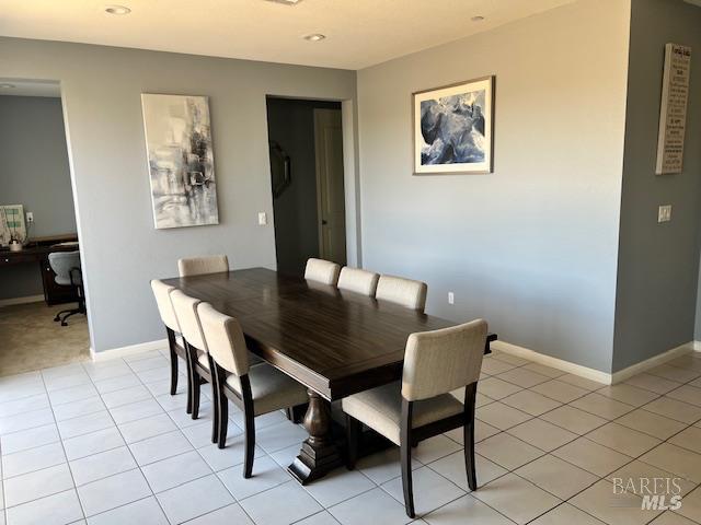 Detail Gallery Image 6 of 7 For 829 Foremost Dr, Oakley,  CA 94561 - 5 Beds | 4/1 Baths